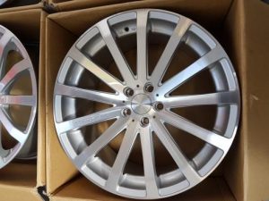 BOLA XTR 9.5X20 SILVER POLISHED FACE ALLOY WHEELS - 5X115 PCD - 72.6 CB